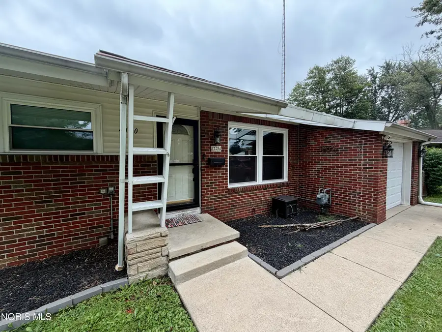 4420 Drummond Road, Toledo, OH 43613 - #2