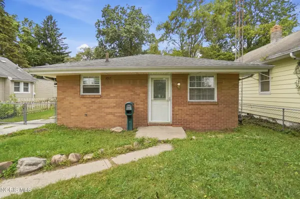 4917 Bowser Drive, Toledo, OH 43613