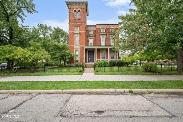 802 N Huron Street, Toledo, OH 43604