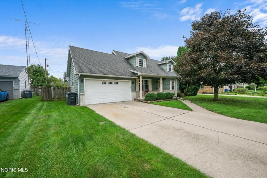 3619 Greenlawn Drive, Toledo, OH 43614 - #2