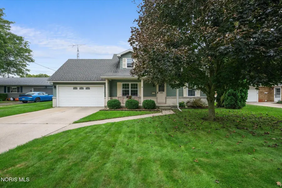 3619 Greenlawn Drive, Toledo, OH 43614 - #3