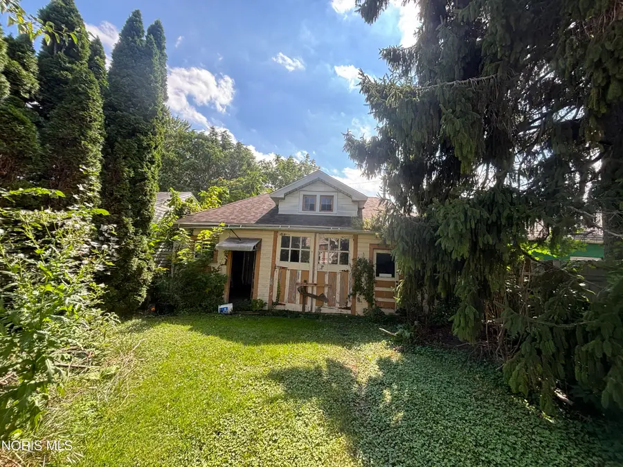 34 E Central Avenue, Toledo, OH 43608 - #2