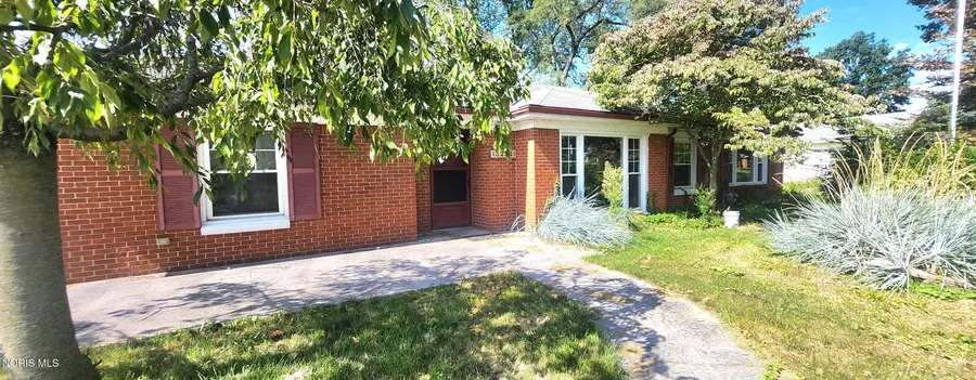 3252 Astor Avenue, Toledo, OH 43614 - #2