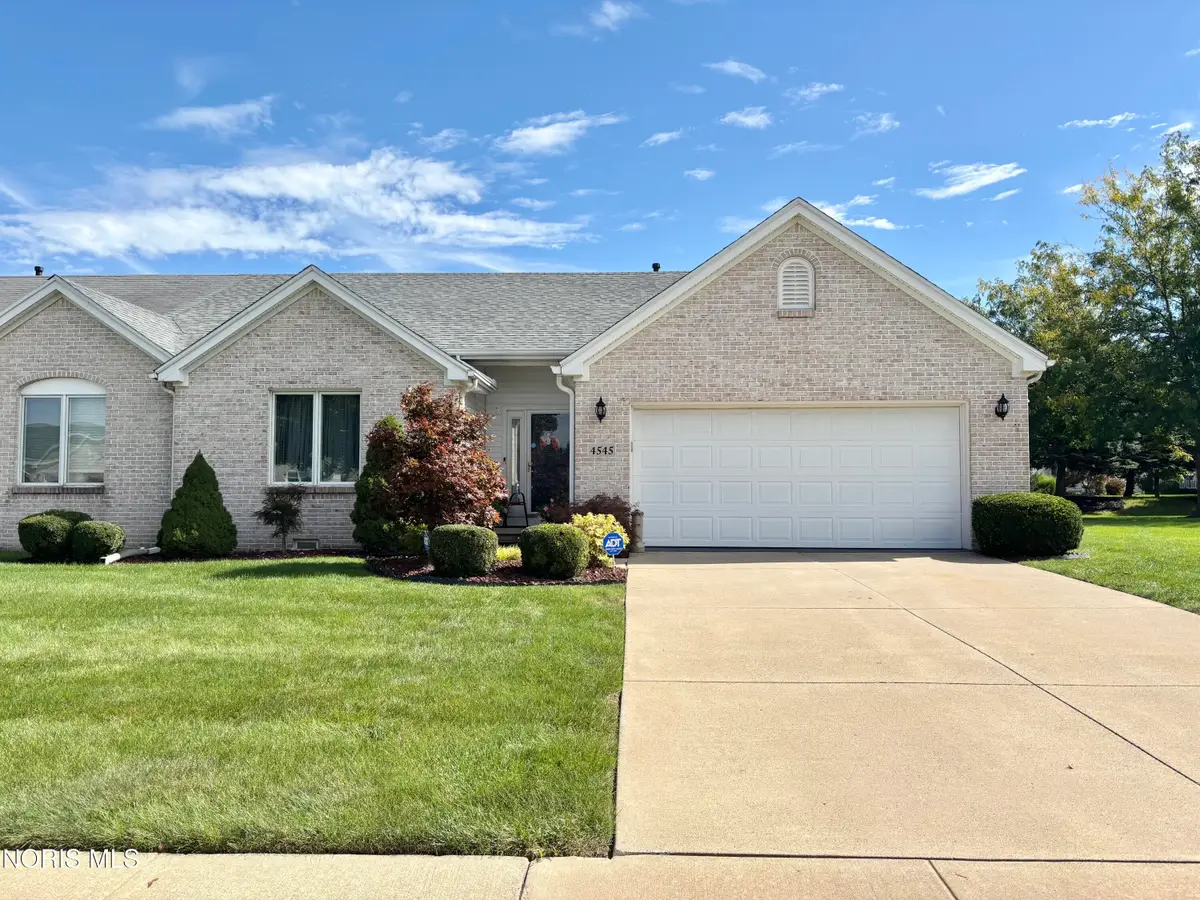 4545 Blackstone Drive, Maumee, OH 43537 - #1