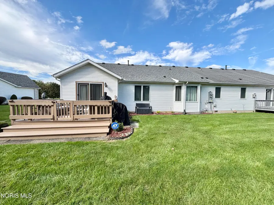4545 Blackstone Drive, Maumee, OH 43537 - #3