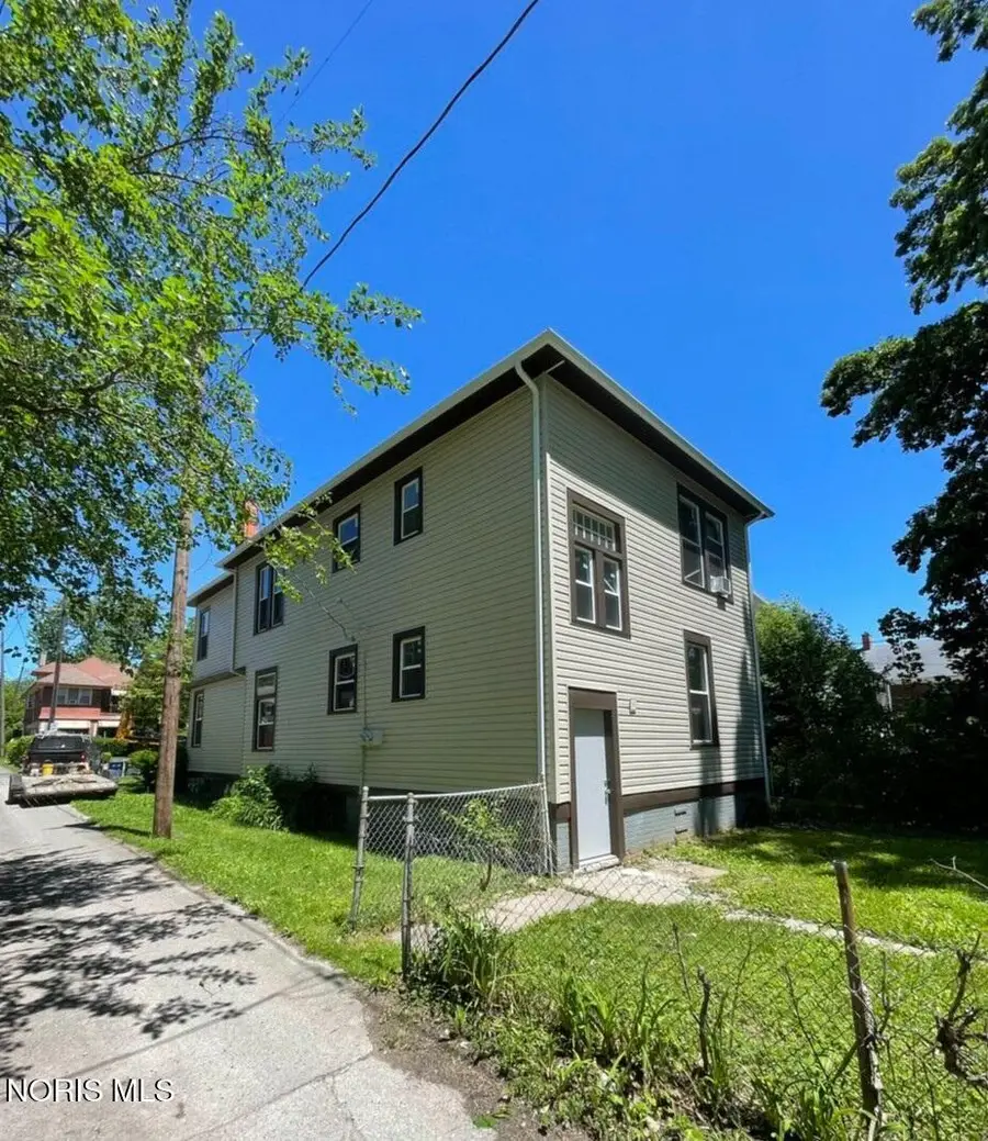 425 Boston Place, Toledo, OH 43610 - #3