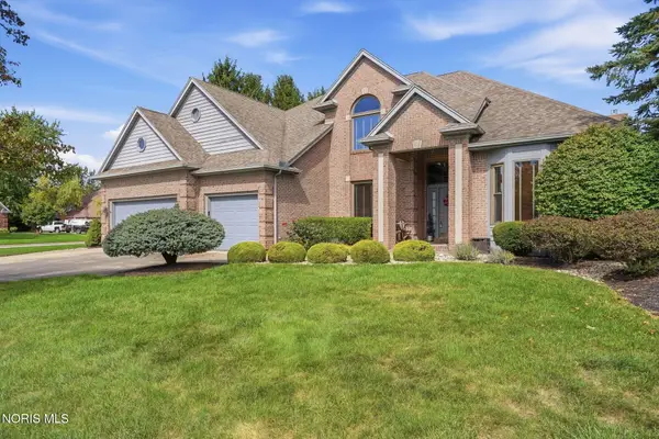 2330 Heatherwood Drive, Findlay, OH 45840
