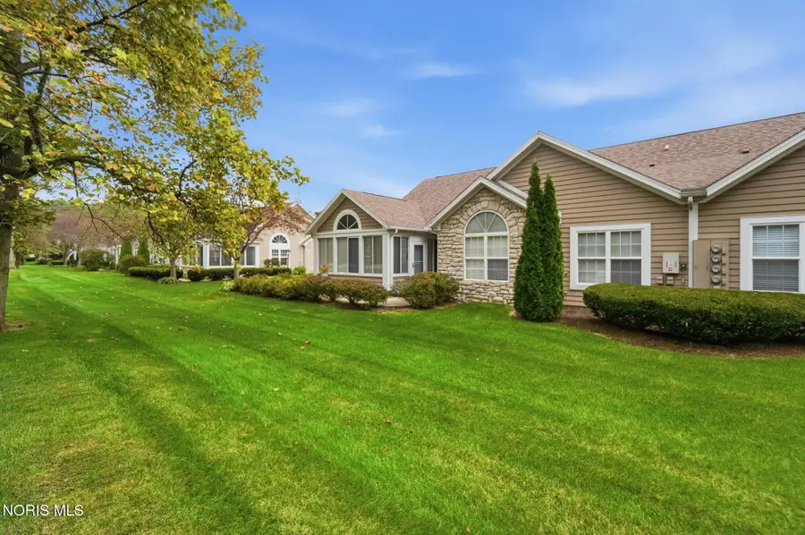 2279 Whispering Pines Drive, Toledo, OH 43617 - #2
