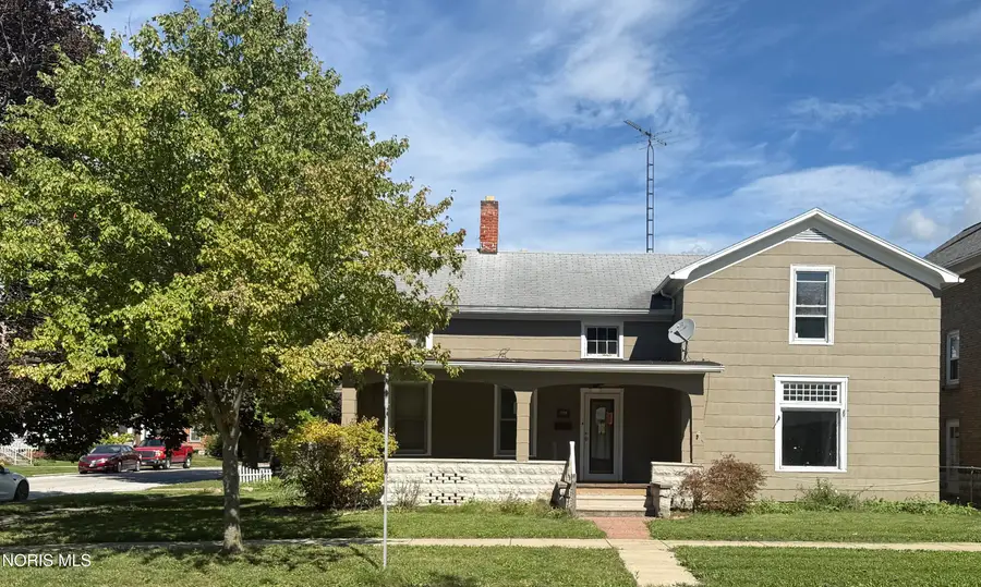 1128 Garrison Street, Fremont, OH 43420 - #2