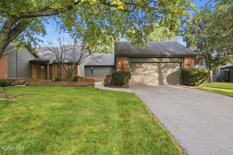 25 Kingsview Drive, Perrysburg, OH 43551 - #2