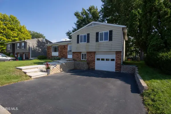 113 Farnstead Drive, Northwood, OH 43619