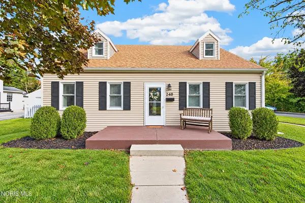 248 E Hobart Avenue, Findlay, OH 45840