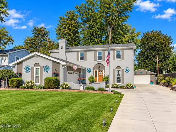 2311 Shoreland Avenue, Toledo, OH 43611