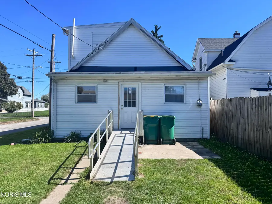 177 Bacon Street, Rossford, OH 43460 - #3
