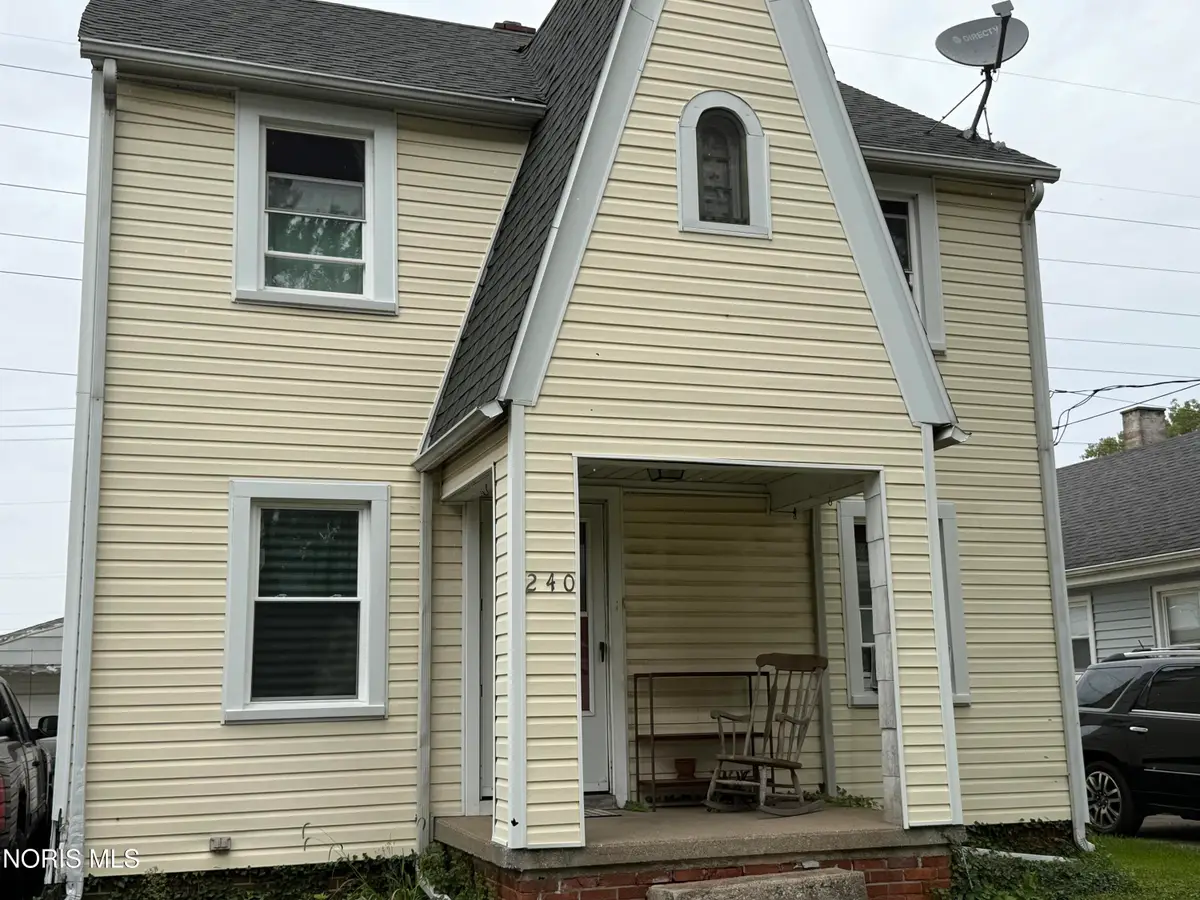 240 W Crawford Avenue, Toledo, OH 43612 - #1