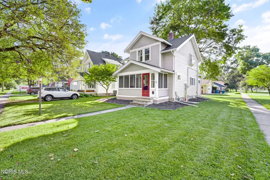 242 W 7th Street, Perrysburg, OH 43551 - #2