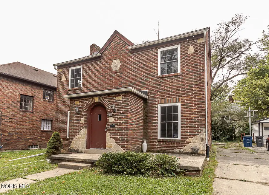 2021 Wyndhurst Road, Toledo, OH 43607 - #2