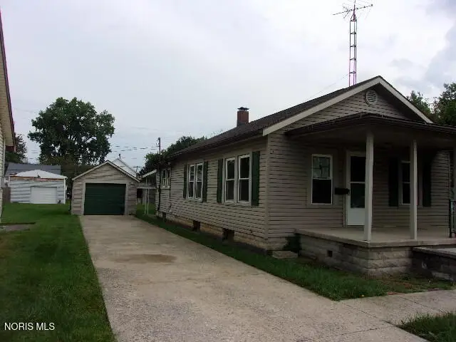516 Miller Avenue, Fostoria, OH 44830 - #2