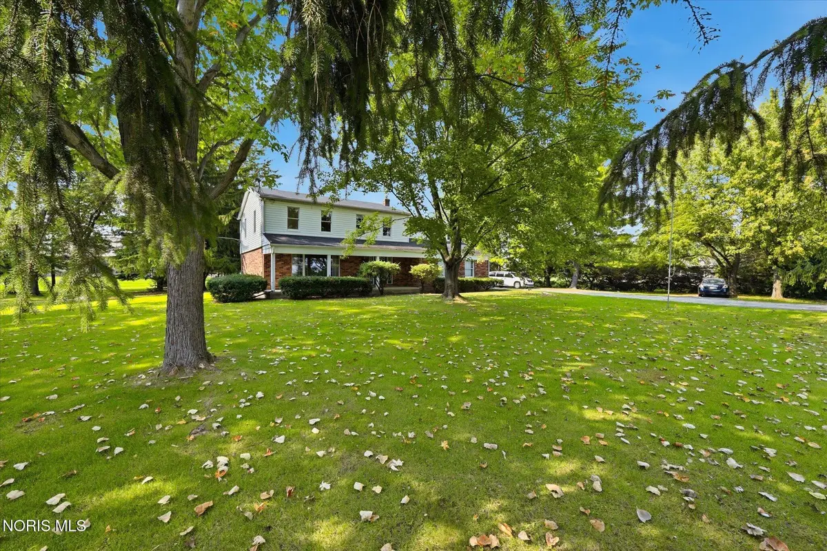 5449 Mitchaw Road, Sylvania, OH 43560 - #1