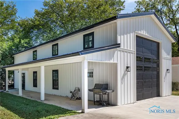 933 Mulberry Street, Perrysburg, OH 43551