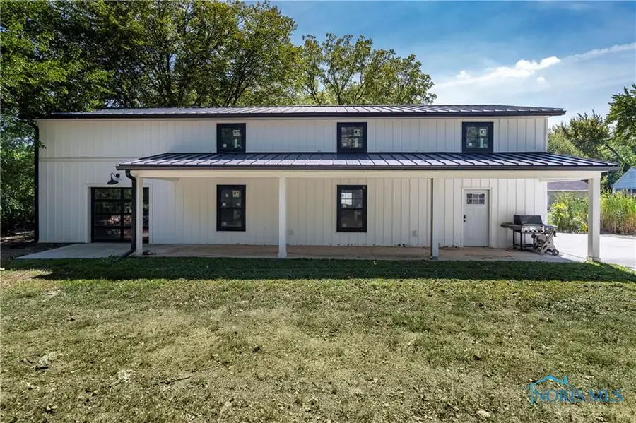 933 Mulberry Street, Perrysburg, OH 43551 - #2