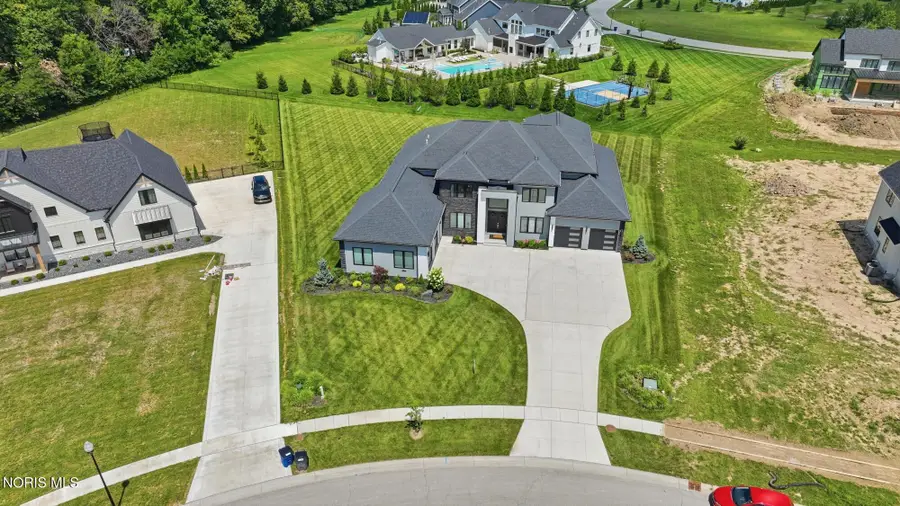 1125 Hunting Creek Drive, Perrysburg, OH 43551 - #2