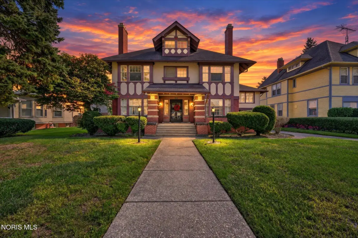 2146 Parkwood Avenue, Toledo, OH 43620 - #1