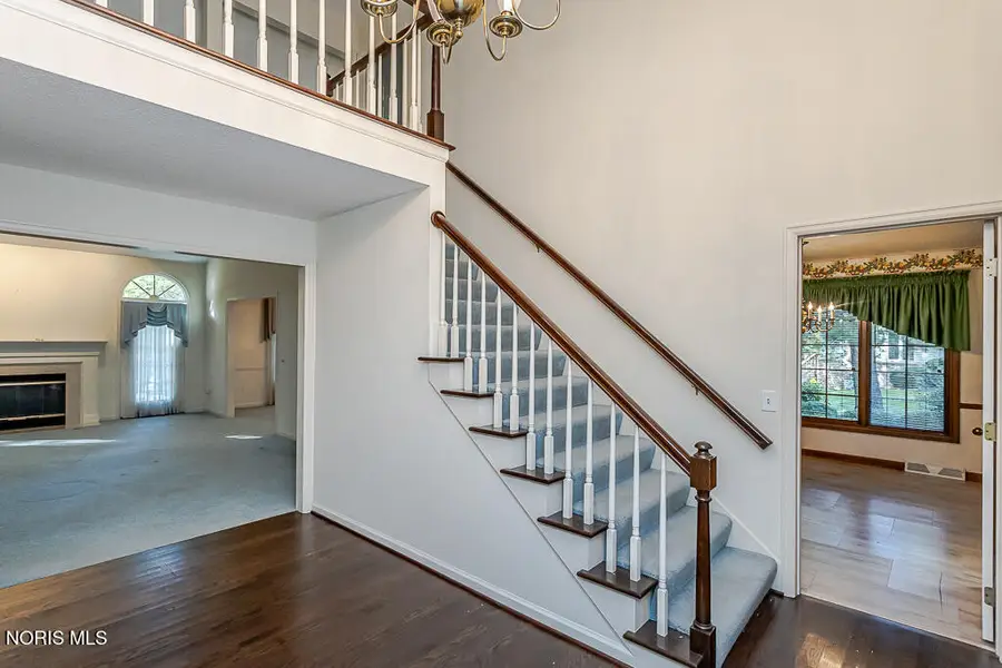 28 Wolf Ridge Drive, Holland, OH 43528 - #2