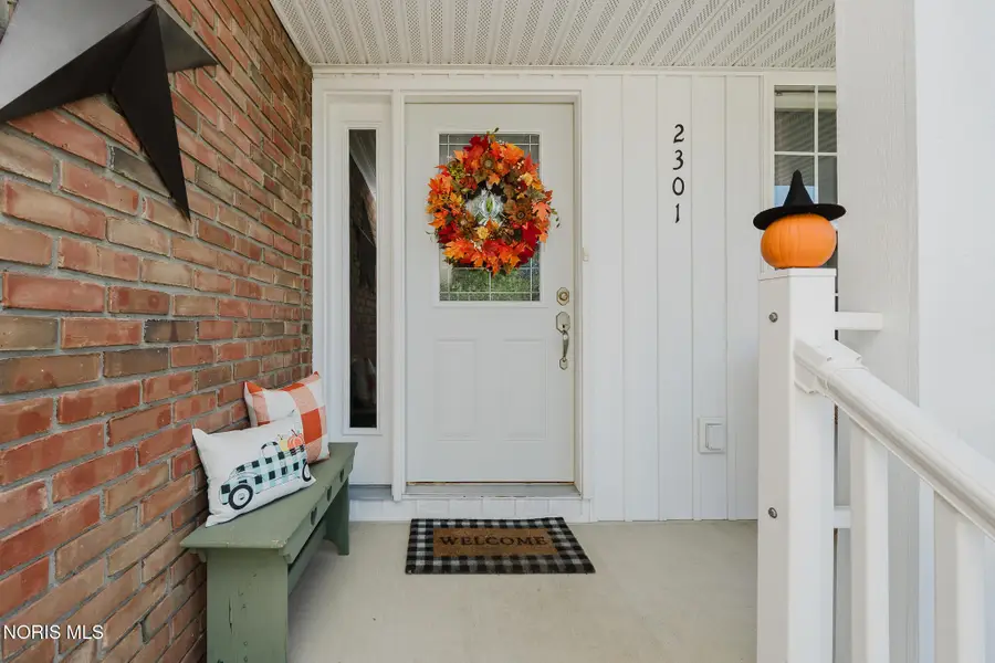 2301 Foxbury Lane, Findlay, OH 45840 - #2