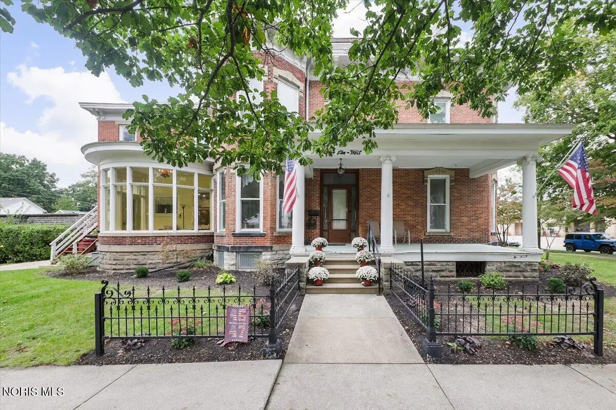 204 W Elm Street, Wauseon, OH 43567 - #1