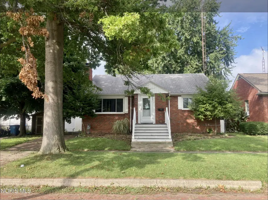 428 Laurel Avenue, Port Clinton, OH 43452 - #2