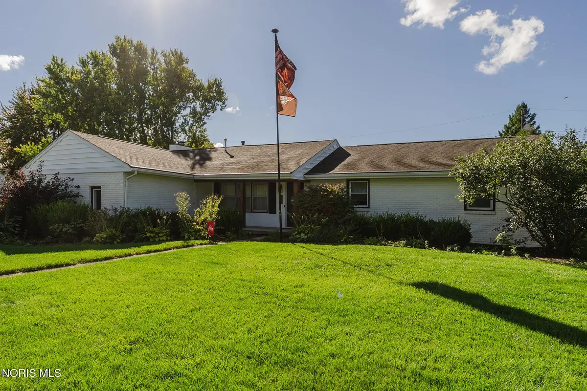 255 E Yates Avenue, Findlay, OH 45840 - #1
