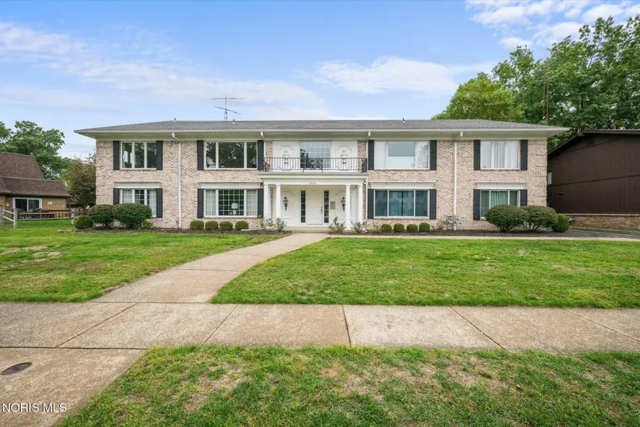 6652 Woodhall Drive #4, Sylvania, OH 43560 - #2
