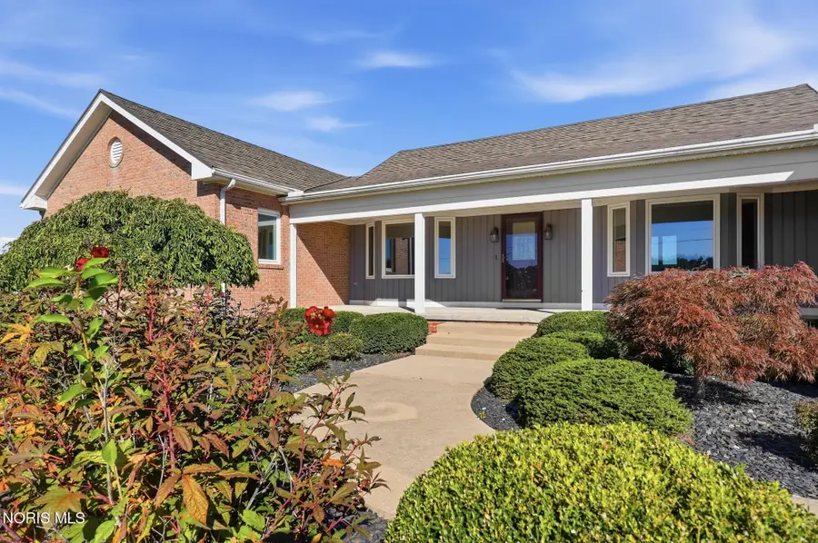 2190 County Road M, Swanton, OH 43558 - #2