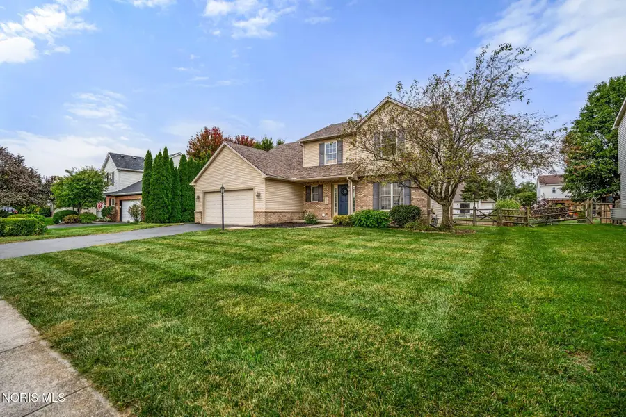 2345 Woods Edge Road, Perrysburg, OH 43551 - #3
