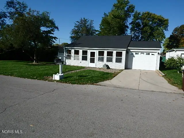 800 Wemor Avenue, Defiance, OH 43512 - #1