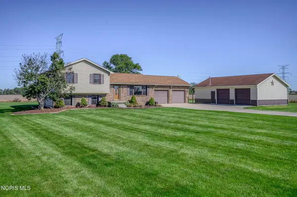 13266 King Road, Bowling Green, OH 43402