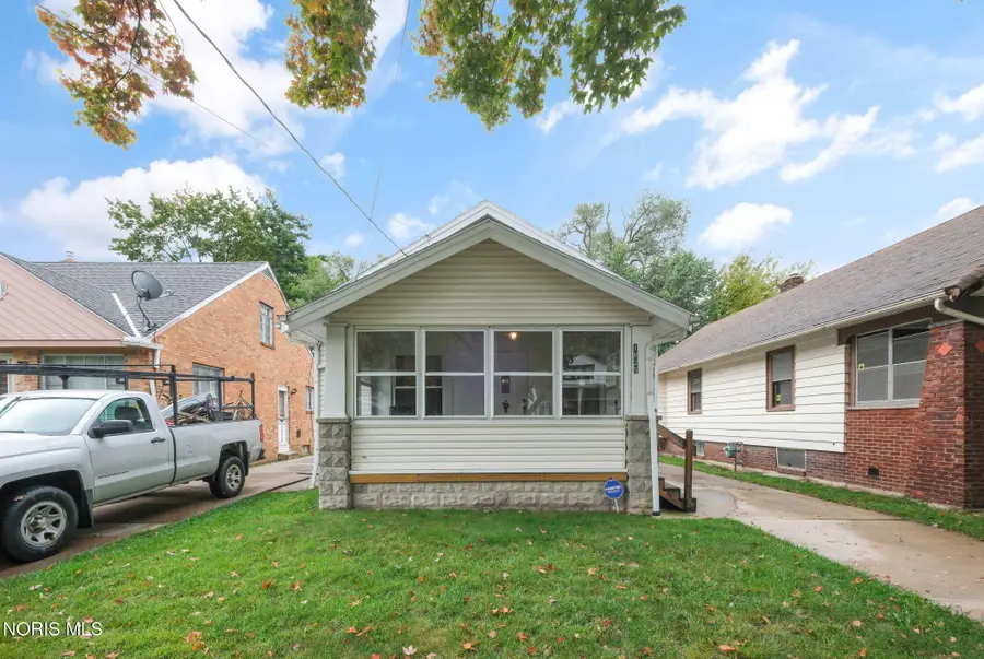 1825 Marne Avenue, Toledo, OH 43613 - #3