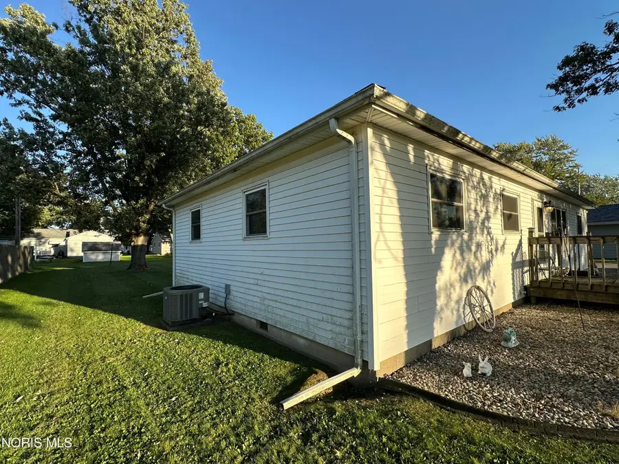 1222 Linden Street, Montpelier, OH 43543 - #2