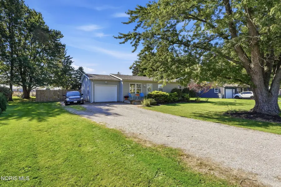 1311 E Bigelow Avenue, Findlay, OH 45840 - #2