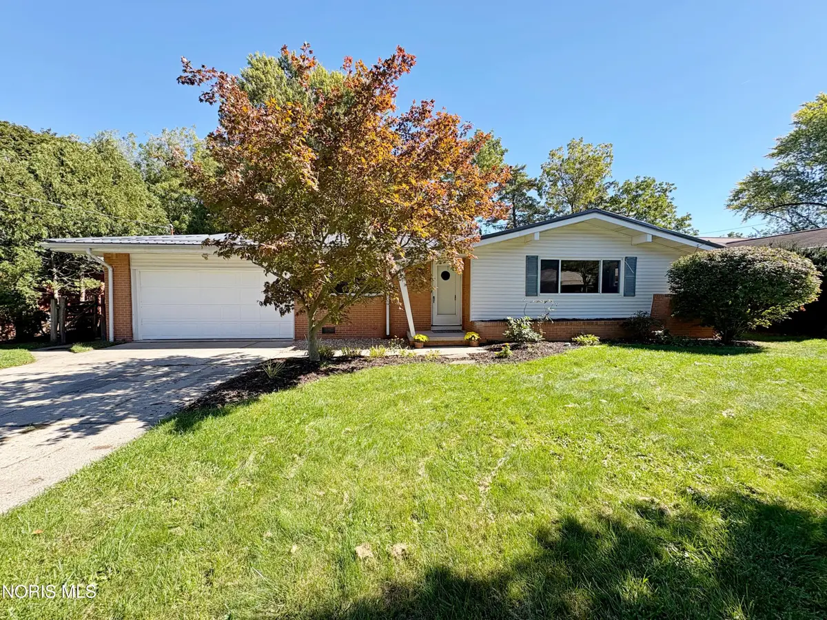 511 Harvest Lane, Bowling Green, OH 43402 - #1