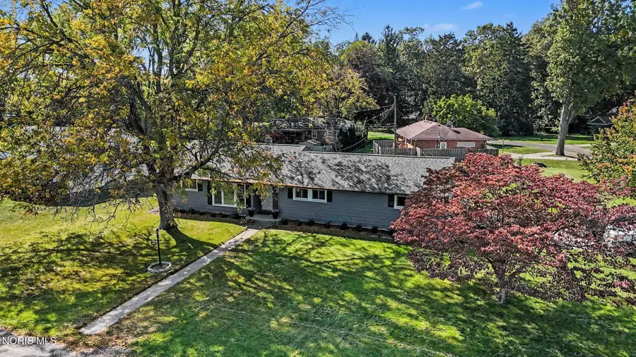 1206 Westgate Road, Toledo, OH 43615 - #3