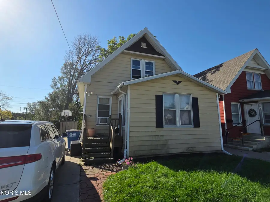 1733 Giant Street, Toledo, OH 43613 - #2