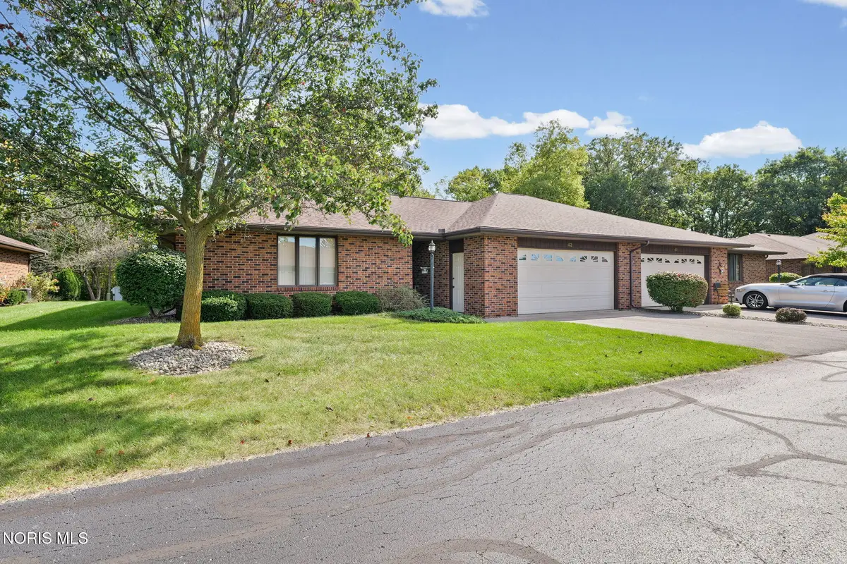 42 La Plas Drive #42, Findlay, OH 45840 - #1