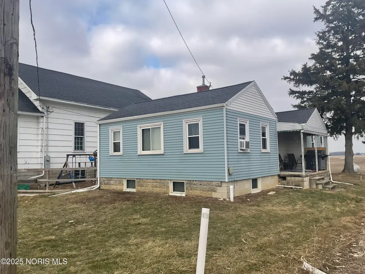 7950 Sugar Ridge Road, Bowling Green, OH 43402 - #1