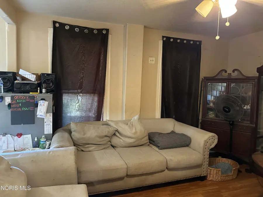 804 Yondota Street, Toledo, OH 43605 - #3