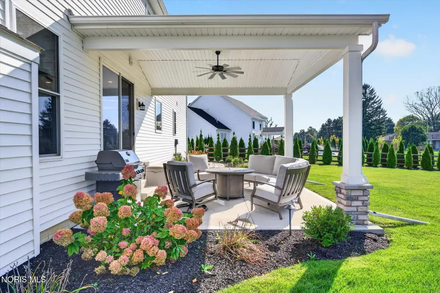 4956 Buckeye Drive, Maumee, OH 43537 - #2