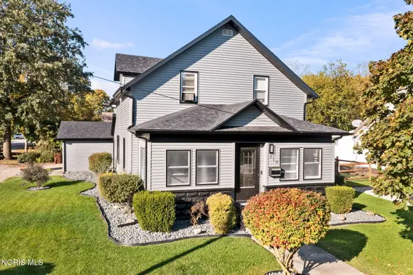 310 W 9th Street, Genoa, OH 43430