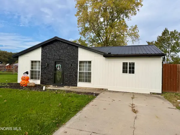 4316 W Rolling Meadows Boulevard, Defiance, OH 43512