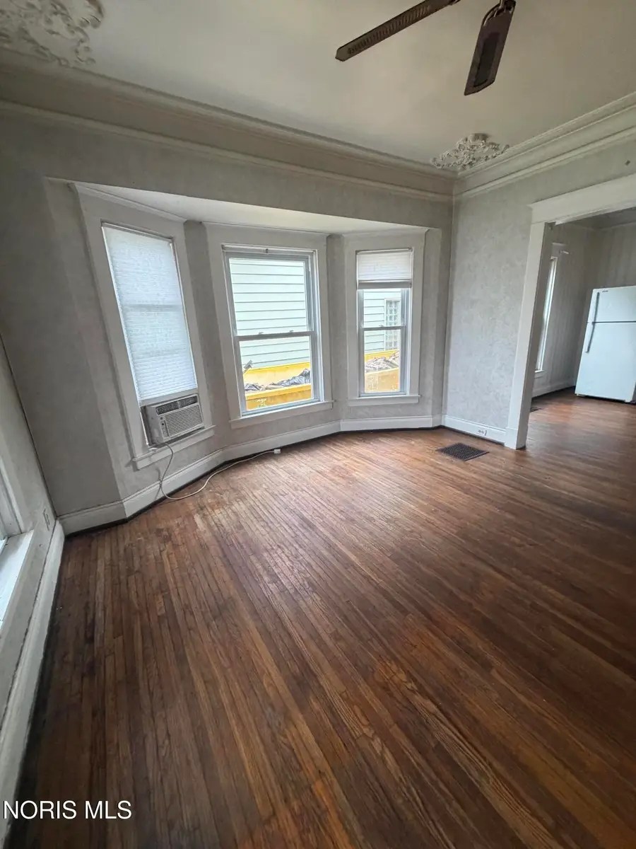 4107 Burnham Avenue, Toledo, OH 43612 - #2